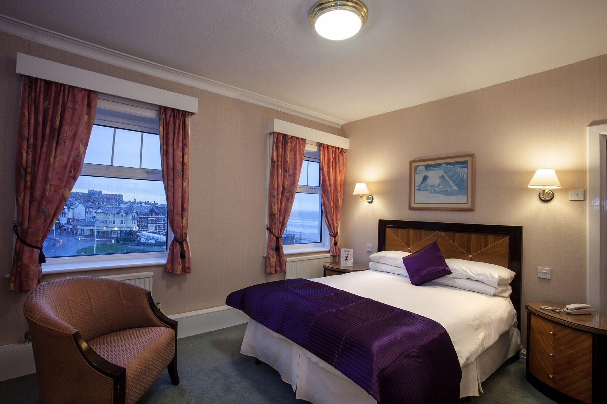The Savoy Hotel (Adults Only) Blackpool Dış mekan fotoğraf