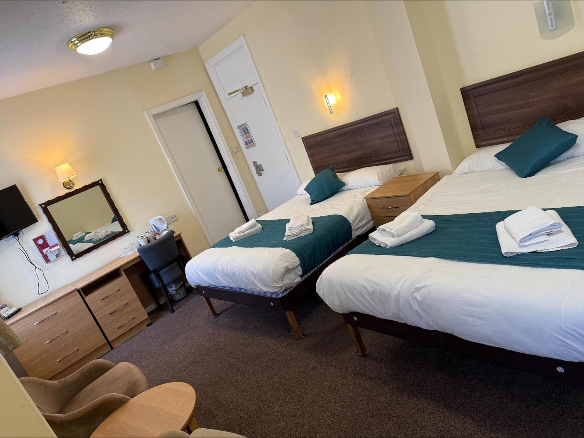 The Savoy Hotel (Adults Only) Blackpool Dış mekan fotoğraf